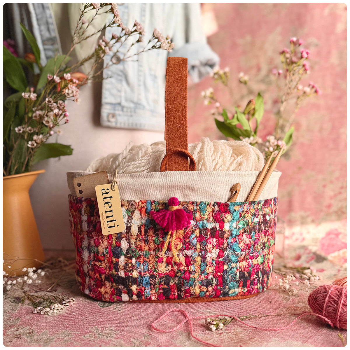 Knitzy Caddy