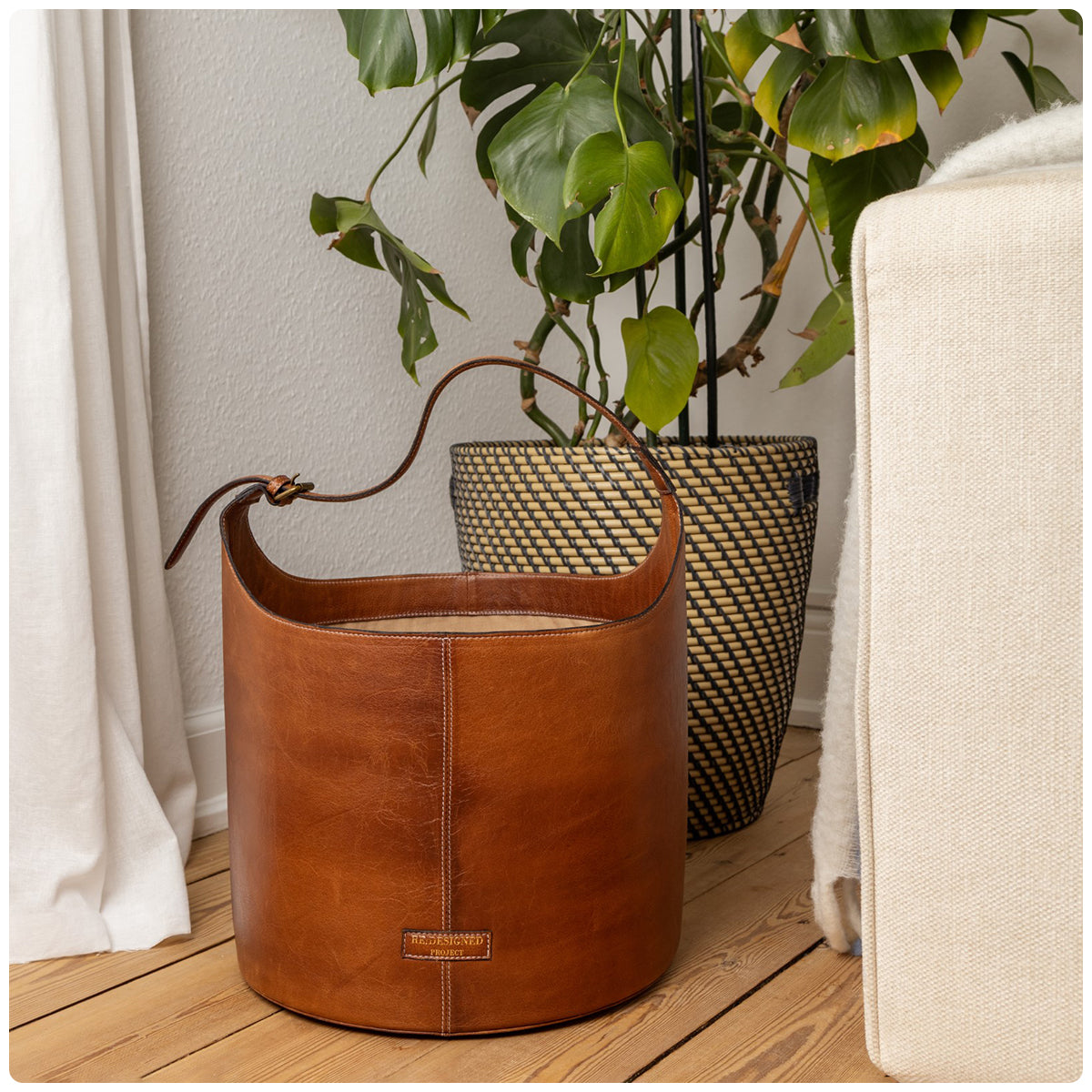 Project 27 Large Yarn Barrel - Walnut