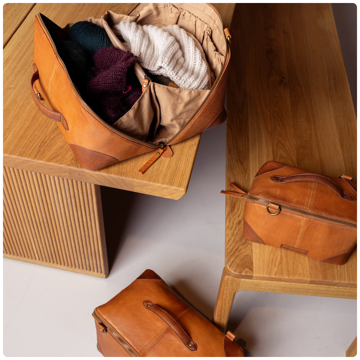 Project 79 Organizer - Burned Tan / Walnut