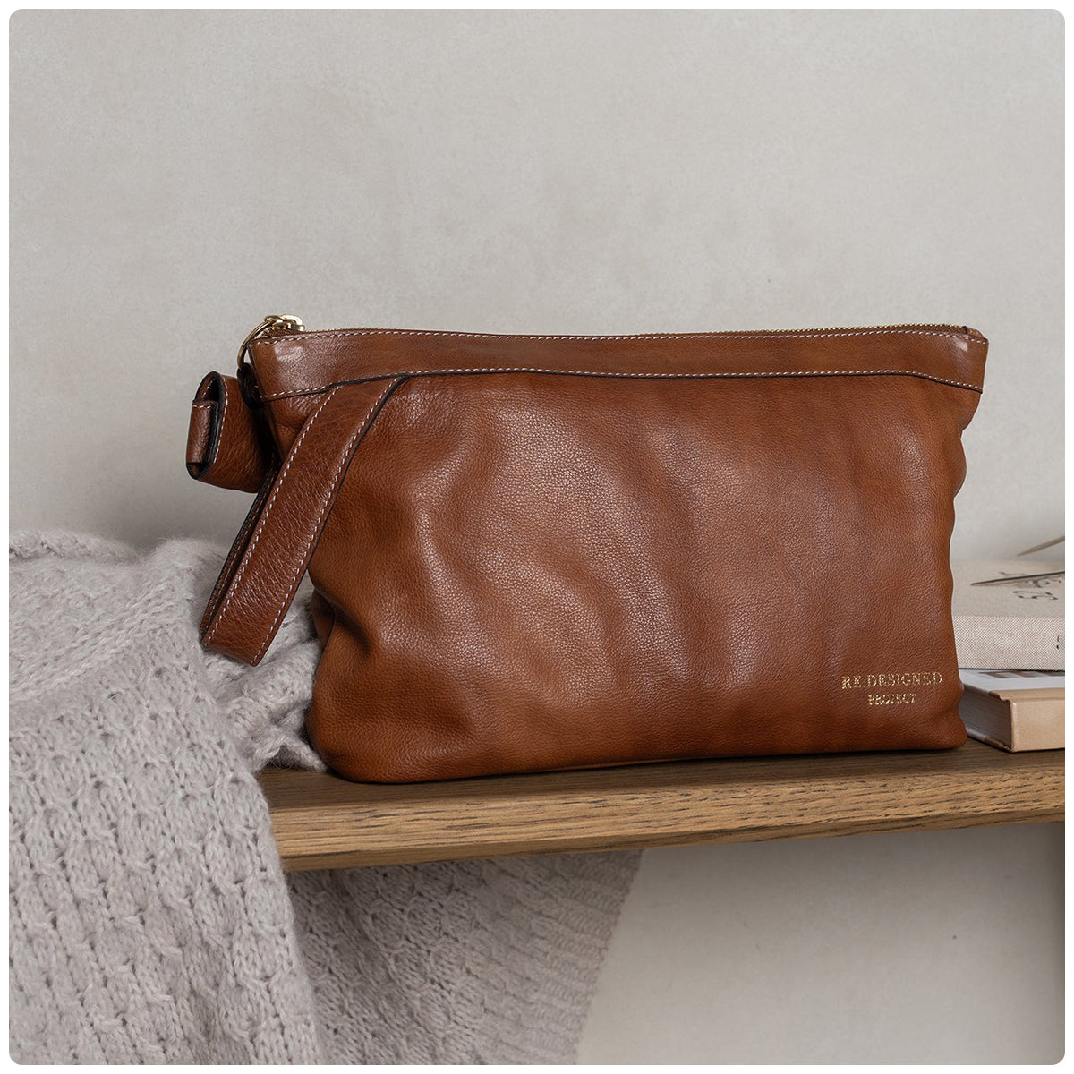 Project 13 Clutch - Walnut