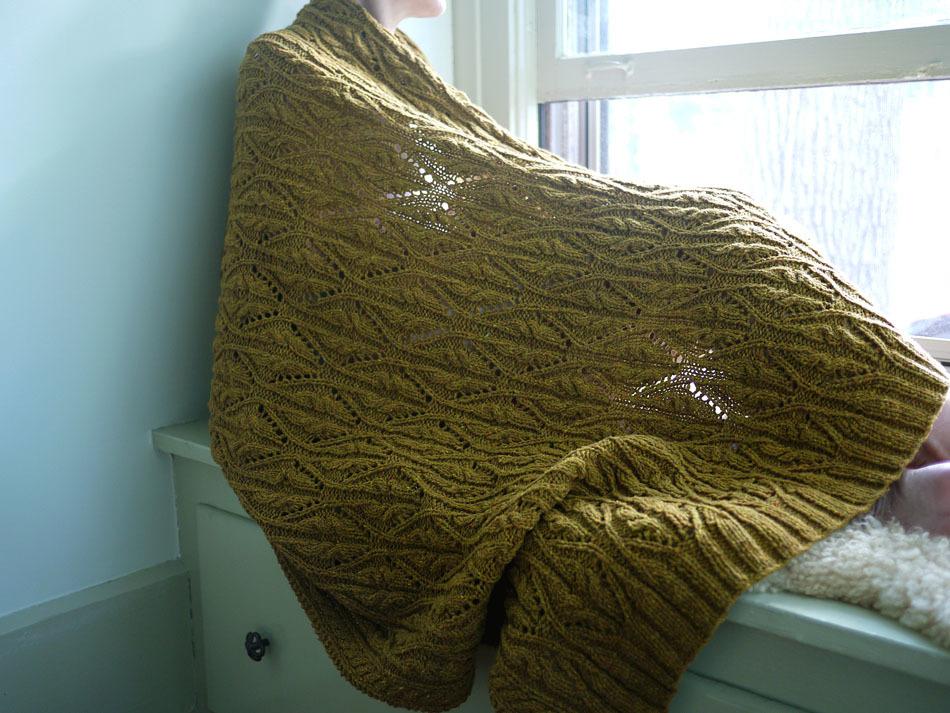Hourglass Throw